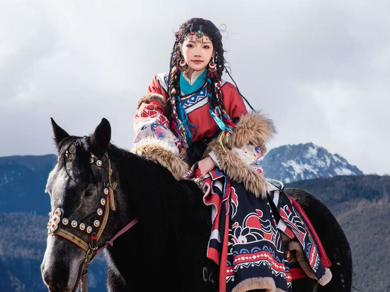 Lijiang travel photography, Lijiang charter car